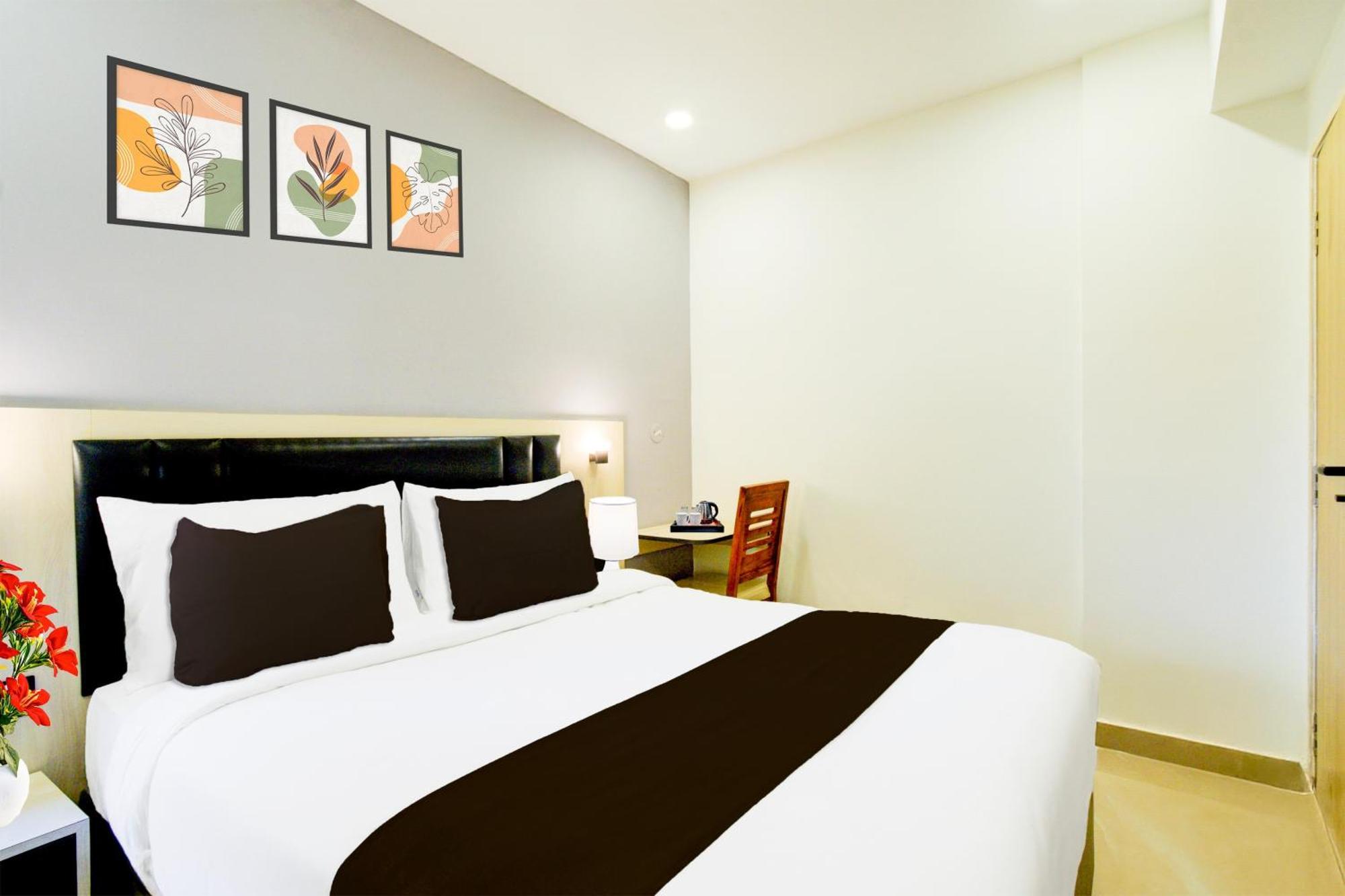 Townhouse Aarav Business Hotel 海得拉巴 外观 照片