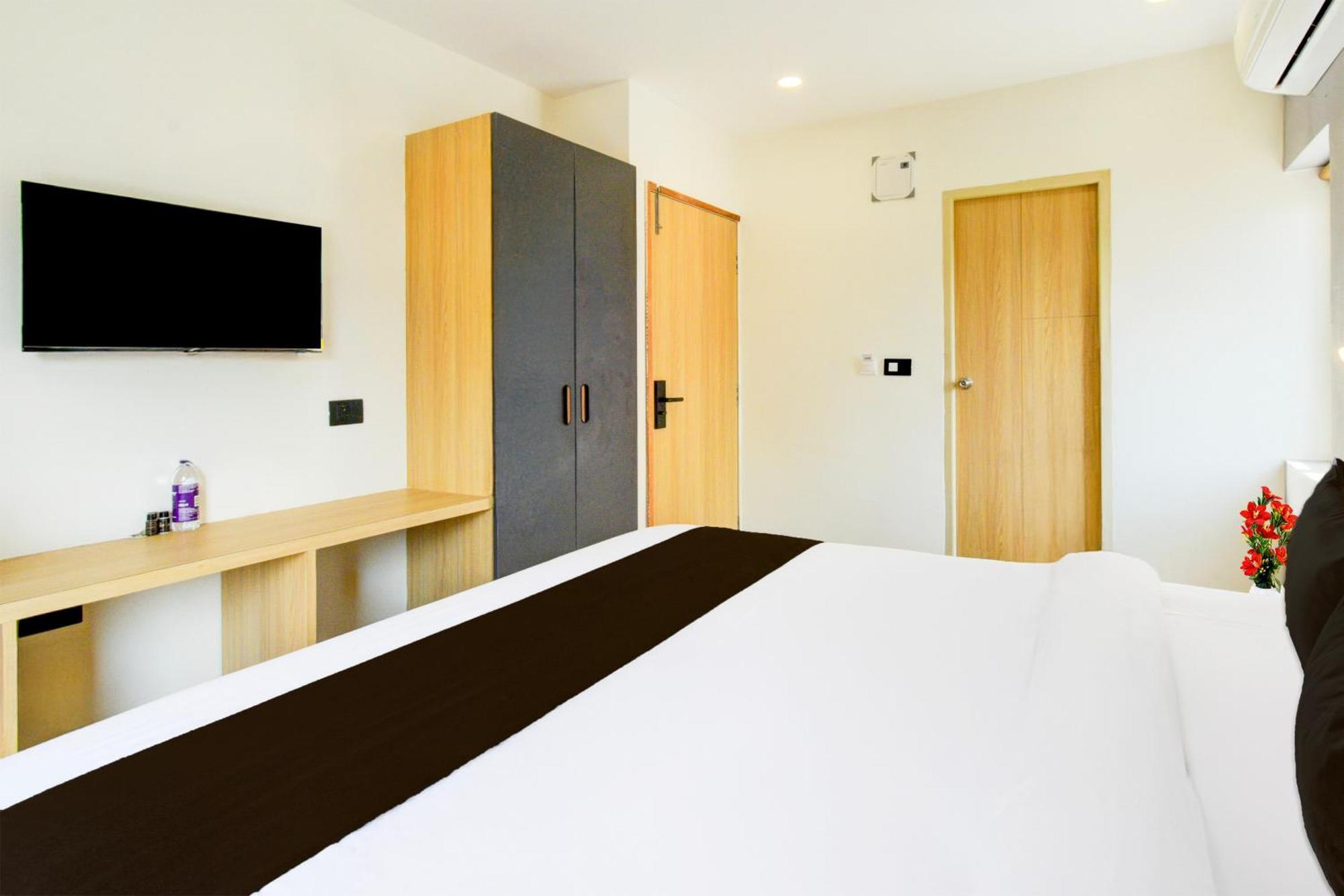 Townhouse Aarav Business Hotel 海得拉巴 外观 照片
